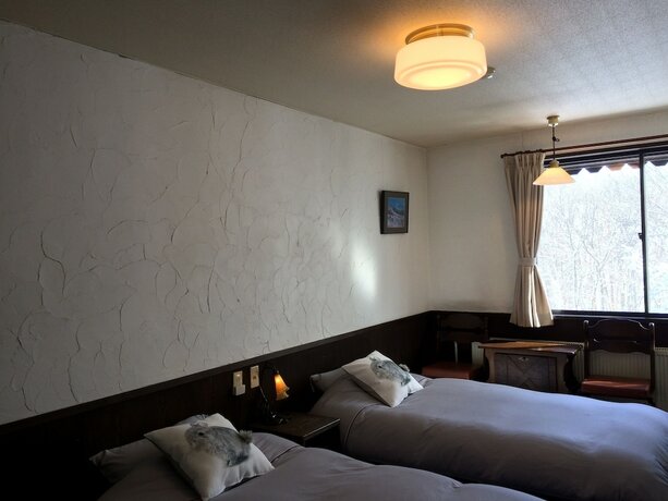 Imagen de la habitación del Hotel Alp Bach Madarao. Foto 9