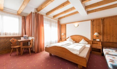 Imagen de la habitación del Hotel Alp Cron Moarhof. Foto 5