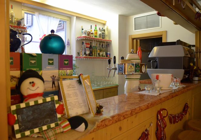 Imagen de la habitación del Hotel Alp Dolomiti. Foto 10