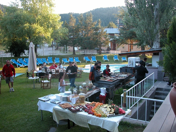 Imagen de los exteriores del Hotel Alp Masella. Foto 11