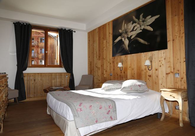 Imagen de la habitación del Hotel Alp'Azur. Foto 4