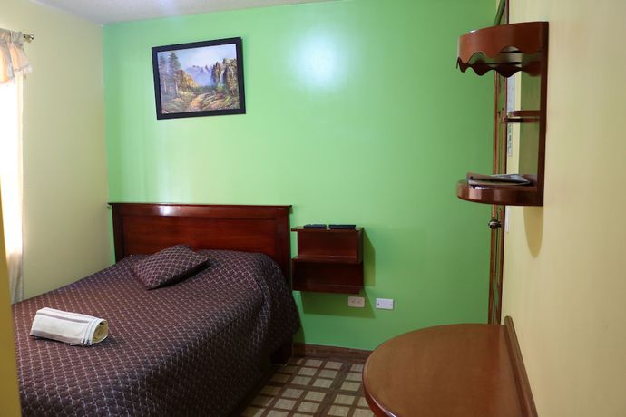 Imagen de la habitación del Hotel Alpachaca. Foto 6