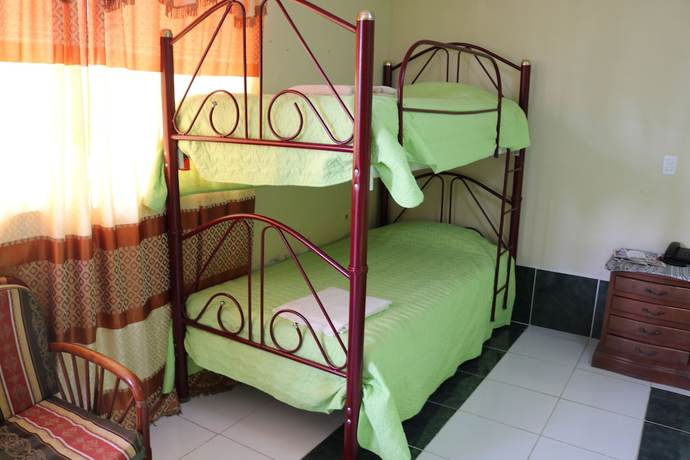 Imagen de la habitación del Hotel Alpachaca. Foto 10