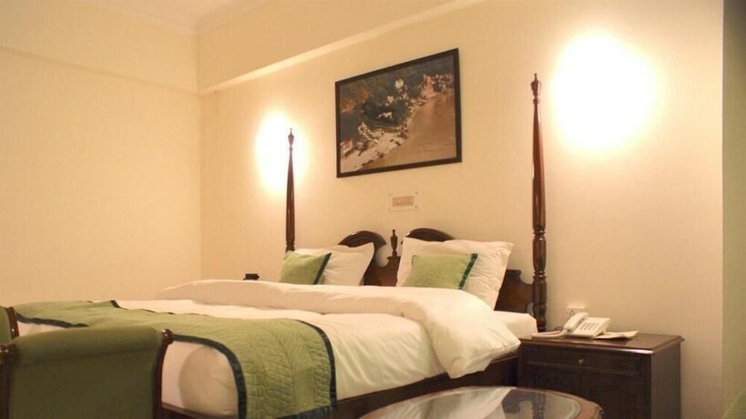 Imagen de la habitación del Hotel Alpana. Foto 17