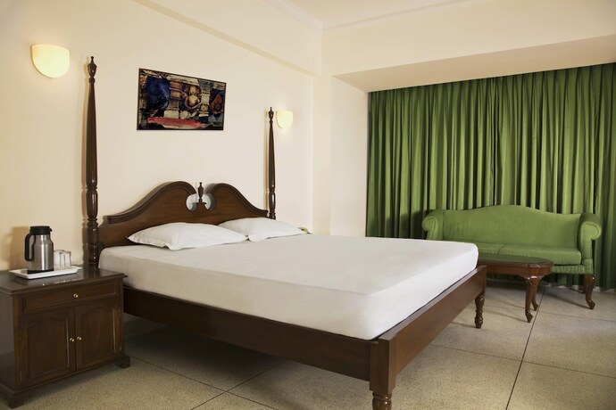 Imagen de la habitación del Hotel Alpana. Foto 18
