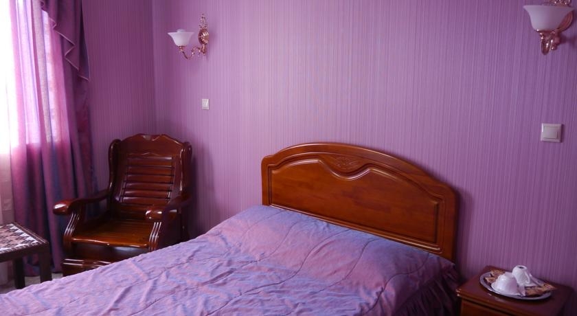 Imagen de la habitación del Hotel Alpari. Foto 5