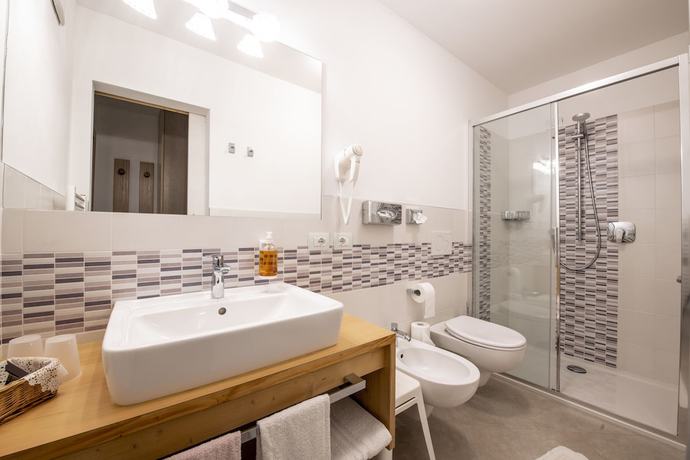 Imagen de la habitación del Hotel Alpe, Alba - D&egrave;lba. Foto 10
