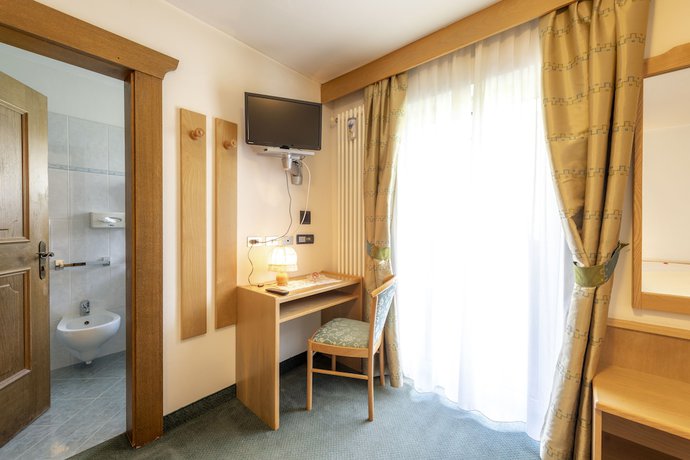 Imagen de la habitación del Hotel Alpe, Alba - D&egrave;lba. Foto 12