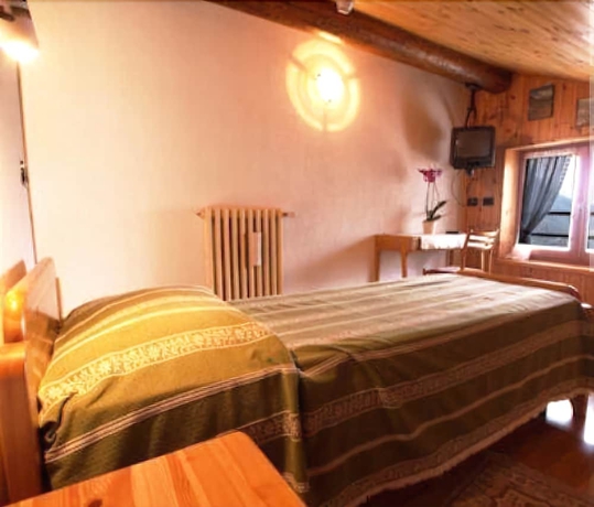 Imagen de la habitación del Hotel Alpe Fleurie, Ayas. Foto 10