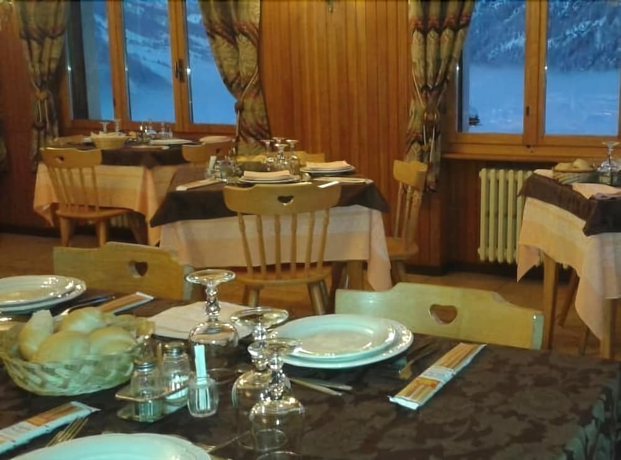 Imagen del bar/restaurante del Hotel Alpe Fleurie, Ayas. Foto 5