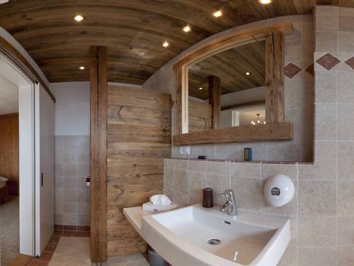 Imagen de la habitación del Hotel Alpe Fleurie, VILLARS SUR OLLON. Foto 2