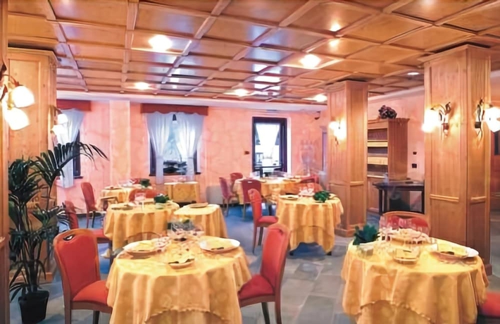Imagen del bar/restaurante del Hotel Alpechiara. Foto 5