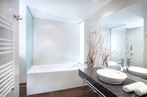 Imagen de la habitación del Hotel Alpen Adria and Spa. Foto 14