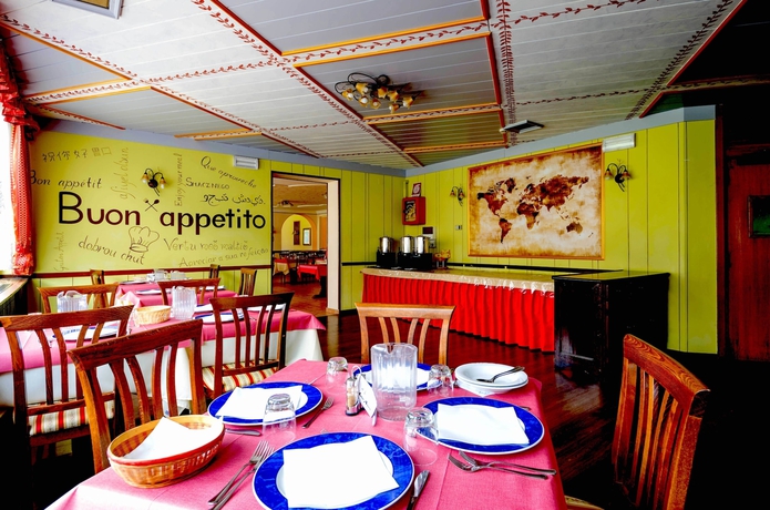 Imagen del bar/restaurante del Hotel Alpen, Andalo. Foto 3