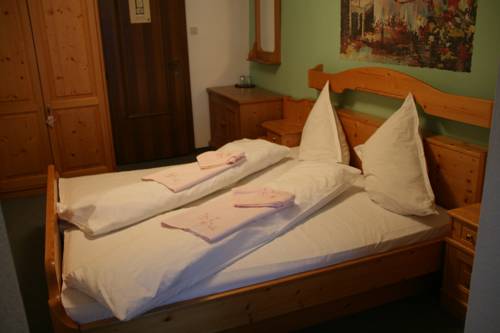 Imagen de la habitación del Hotel Alpen Arnika. Foto 9
