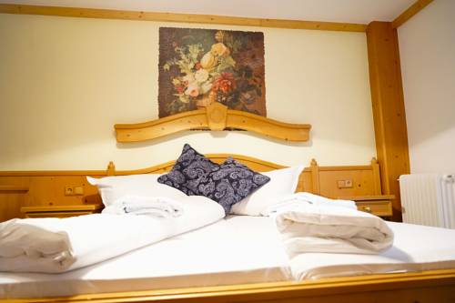 Imagen de la habitación del Hotel Alpen Arnika. Foto 15