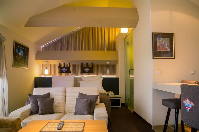 Imagen de la habitación del Hotel Alpen Club. Foto 20