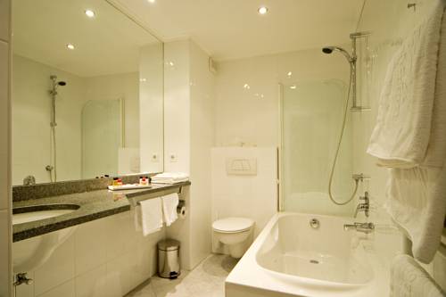 Imagen de la habitación del Hotel Alpen Comfort Central. Foto 8