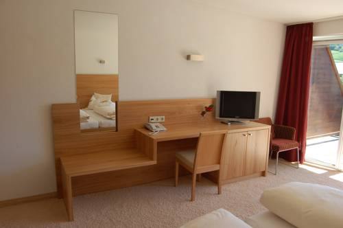 Imagen de la habitación del Hotel Alpen Comfort Central. Foto 15