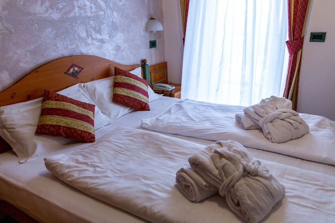 Imagen de la habitación del Hotel Alpen Garten Margherita. Foto 4