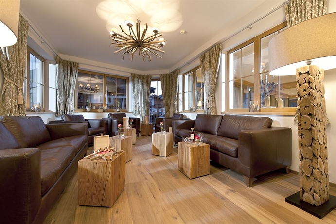 Imagen de los interiores del Hotel Alpen Gl&uuml;ck Kirchberger Hof. Foto 10