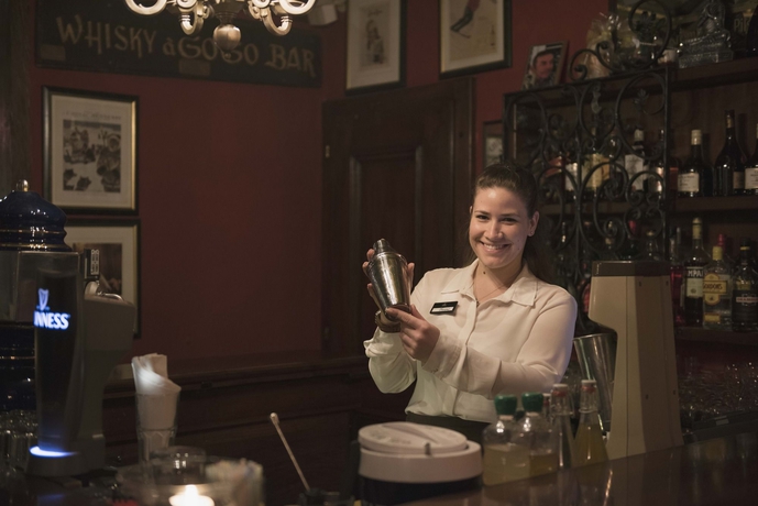 Imagen del bar/restaurante del Hotel Alpen Resort. Foto 6