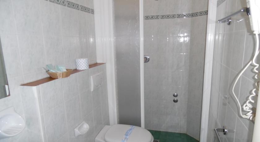Imagen general del Hotel Alpen, Rimini. Foto 5