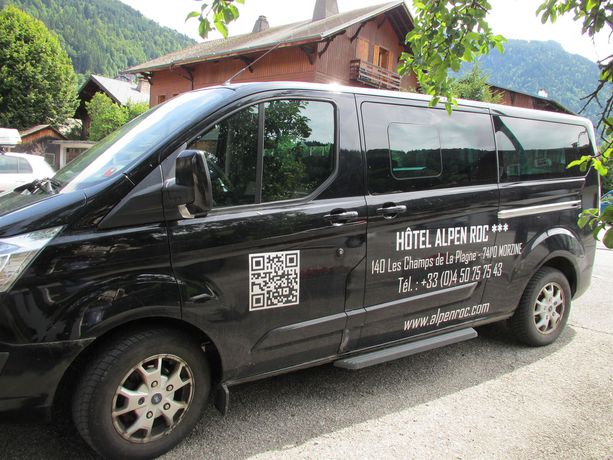 Imagen del bar/restaurante del Hotel Alpen Roc, Morzine. Foto 4