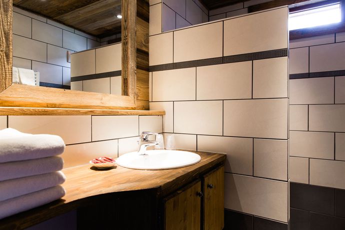 Imagen del bar/restaurante del Hotel Alpen Roc, Morzine. Foto 5