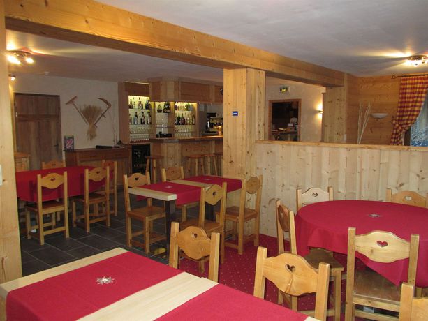 Imagen del bar/restaurante del Hotel Alpen Roc, Morzine. Foto 9
