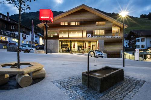 Imagen general del Hotel Alpen Select Apartments Kleinwalsertal. Foto 1