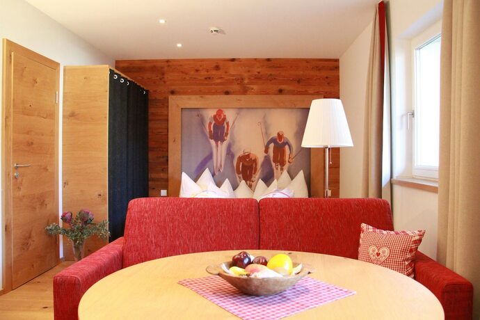 Imagen de la habitación del Hotel Alpen Suites Brandnertal. Foto 13