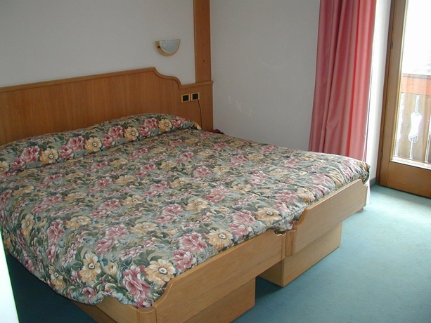 Imagen de la habitación del Hotel Alpen Vidi. Foto 3