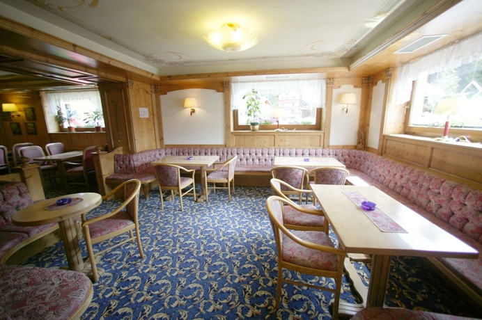 Imagen de los interiores del Hotel Alpen Vidi. Foto 19