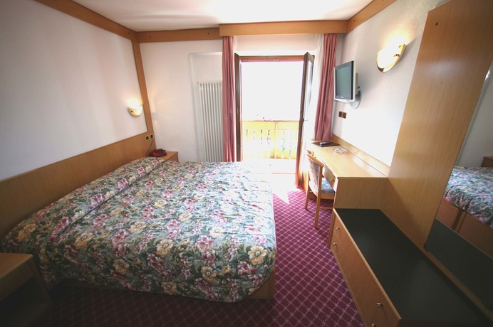 Imagen de la habitación del Hotel Alpen Vidi. Foto 7