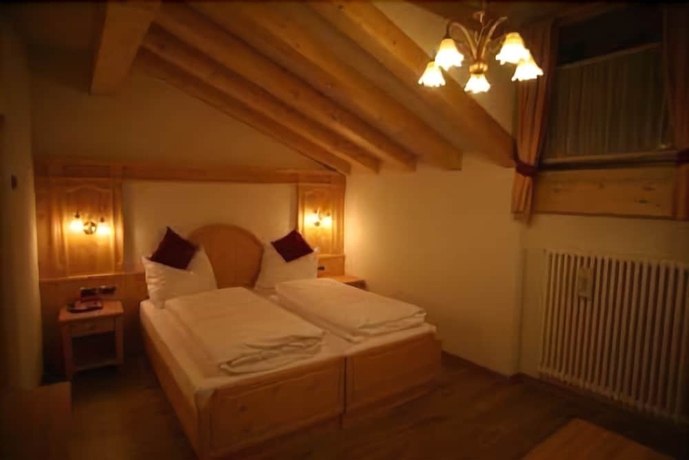 Imagen de la habitación del Hotel Alpen Vidi. Foto 8