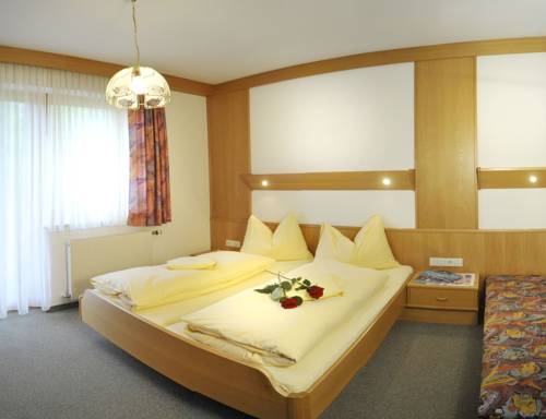 Imagen de la habitación del Hotel Alpenbad. Foto 6