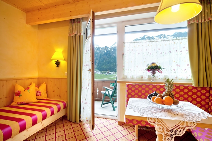 Imagen de la habitación del Hotel Alpenbad Hohenhaus. Foto 12