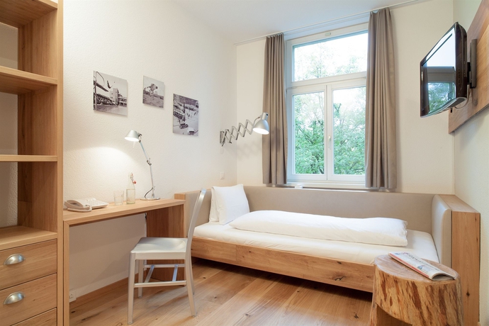 Imagen de la habitación del Hotel Alpenblick Bern. Foto 13