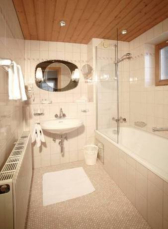 Imagen de la habitación del Hotel Alpenblick, Langenfeld. Foto 11