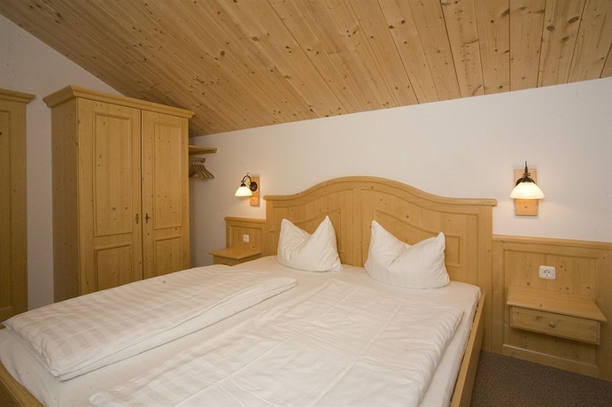 Imagen de la habitación del Hotel Alpendorf Dachstein West. Foto 4