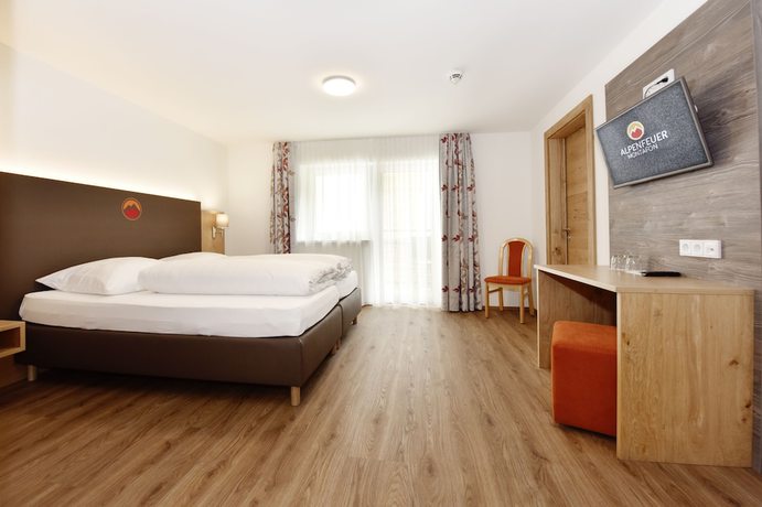 Imagen de la habitación del Hotel Alpenfeuer Montafon. Foto 11