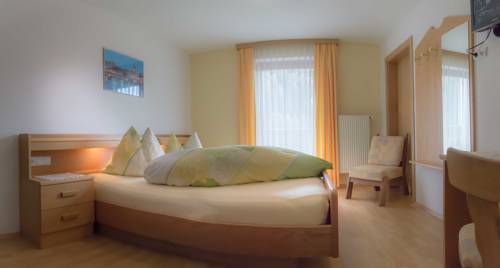 Imagen de la habitación del Hotel Alpenfriede, Curon Venosta. Foto 1