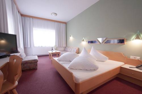 Imagen de la habitación del Hotel Alpenfriede, JERZENS. Foto 8