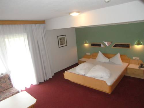 Imagen de la habitación del Hotel Alpenfriede, JERZENS. Foto 13