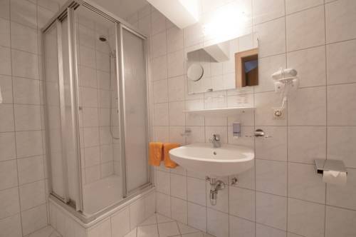 Imagen de la habitación del Hotel Alpenfriede, JERZENS. Foto 15