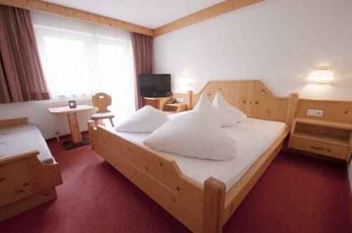 Imagen de la habitación del Hotel Alpenfriede, JERZENS. Foto 16