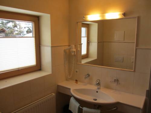 Imagen de la habitación del Hotel Alpengasthof Filzstein. Foto 4