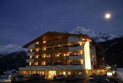 Imagen general del Hotel Alpengasthof Gr&uuml;ner, S&ouml;lden . Foto 2