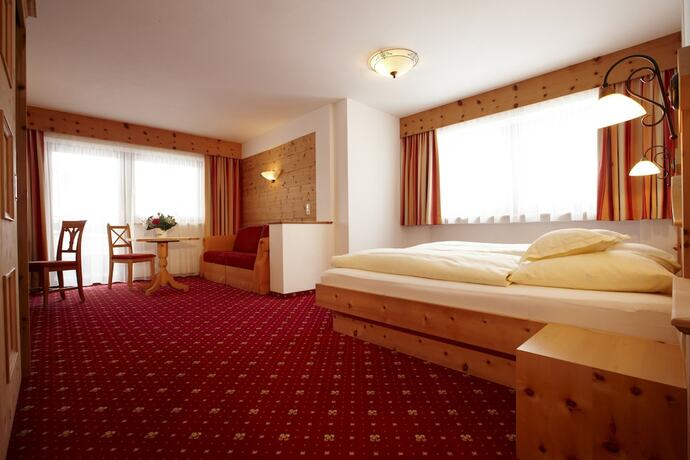 Imagen de la habitación del Hotel Alpengasthof Gr&uuml;ner, S&ouml;lden . Foto 19